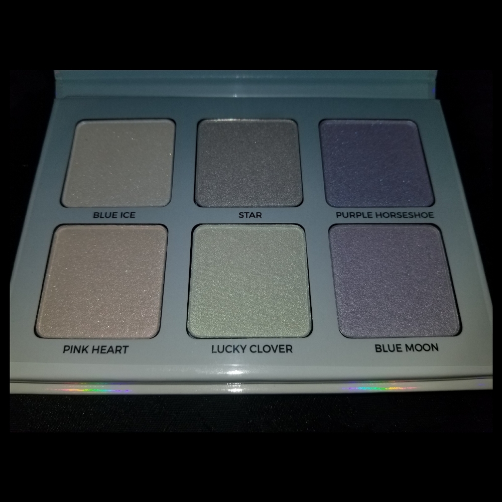 Anastasia Beverly Hills Moon Child glow kit
